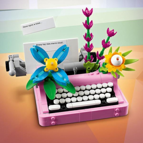 Конструктор LEGO Creator Печатная машинка с цветами 363 детали (31169)