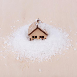 Снег искусственный Novogod‘ko, белый, крупный, 80 г (974170)