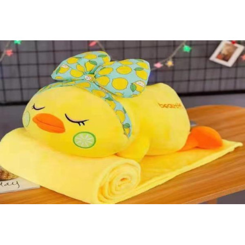 Мягкая игрушка Уточка с пледом 60см 