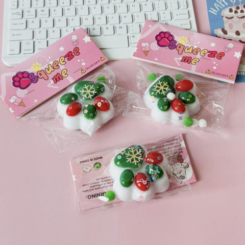 Антистресс Рождественская кошачья лапка 6см, пак.14*12см