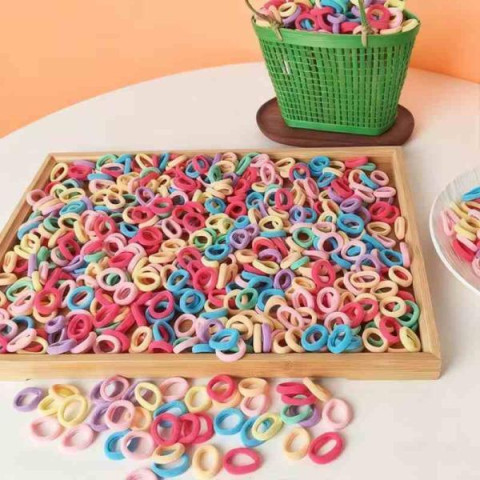 Резинки для волос разноцветные 500шт, пак. 19*12см